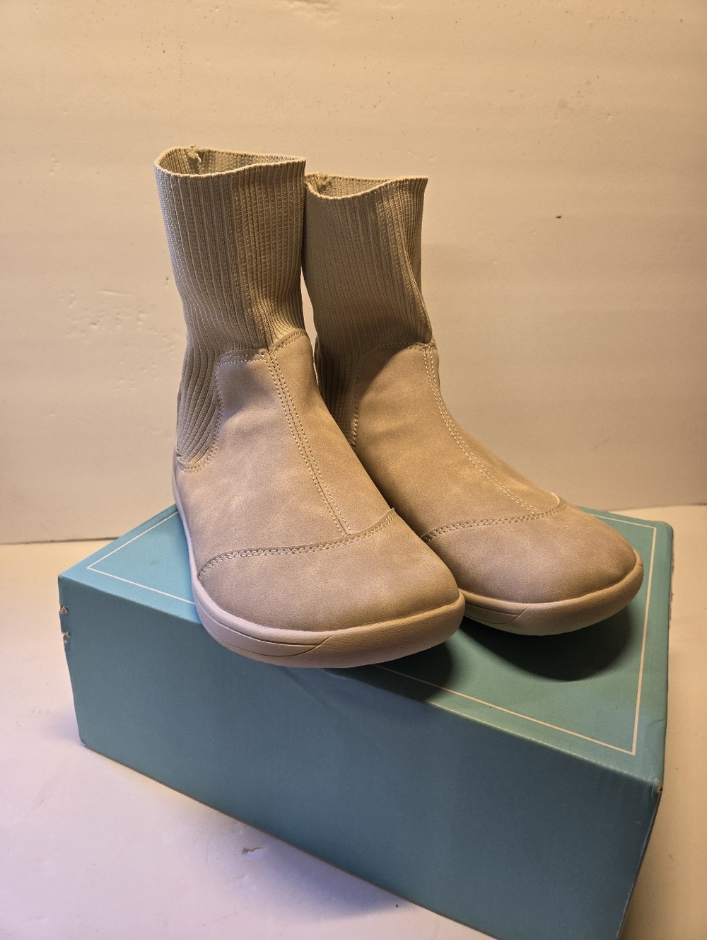 WHITIN Women's Wide Barefoot Ankle Boots Minimalist Chelsea Styles Zero Drop